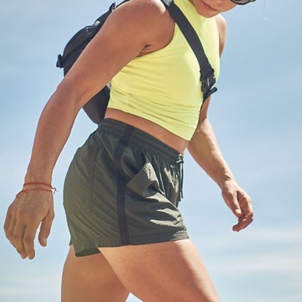 Athleta Expedition‎ Short 6 Tuscan Olive Green Hiking Trek Athletic